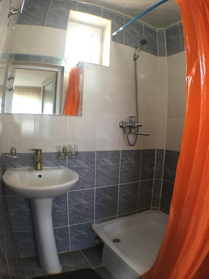 Эдем Hotell Cholpon-Ata Exteriör bild