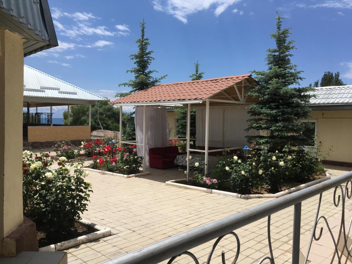 Эдем Hotell Cholpon-Ata Exteriör bild