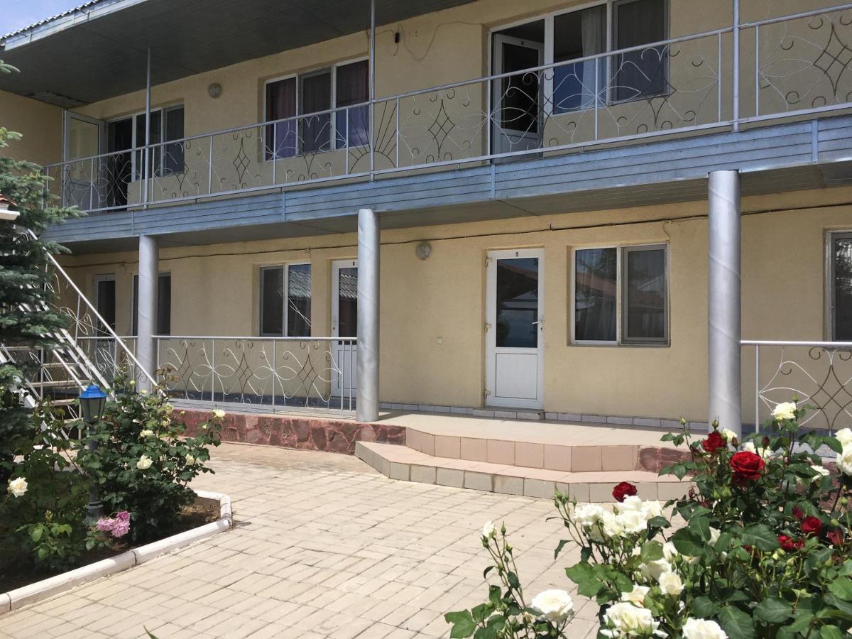 Эдем Hotell Cholpon-Ata Exteriör bild